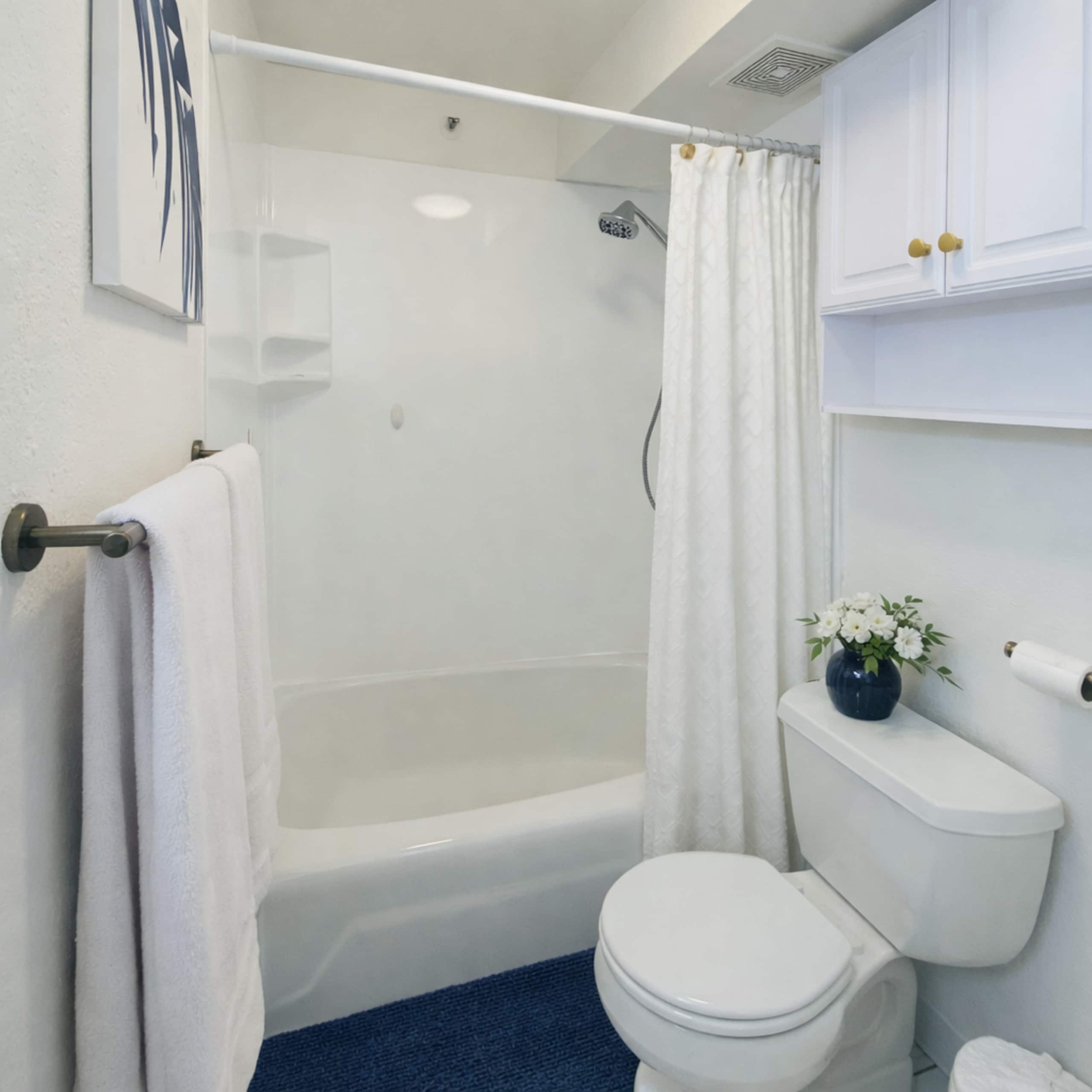 Condo in Honolulu · ★4.78 · 1 bedroom · 1 bed · 1 private bath - Image 17