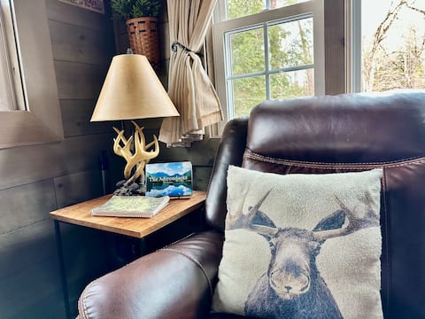 Top Airbnb: "Cottage 7th Lake" at The Lakes Cottages in Old Forge