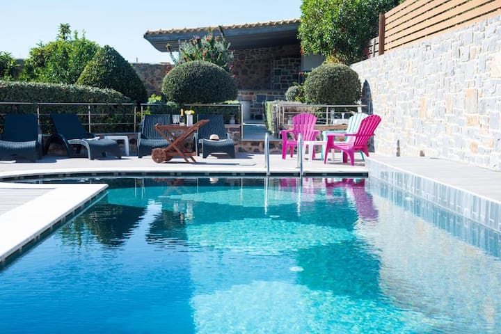 Nina Luxury Villa by Cretevasion