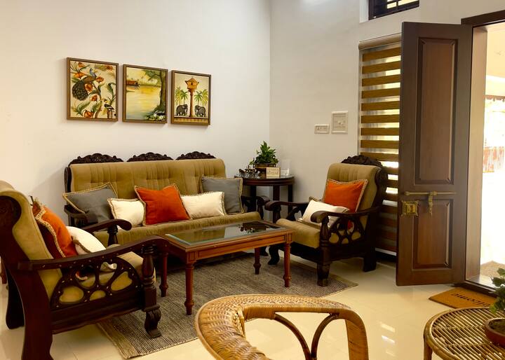 Spacious Modern Nalukettu For Gatherings & Events - Pala