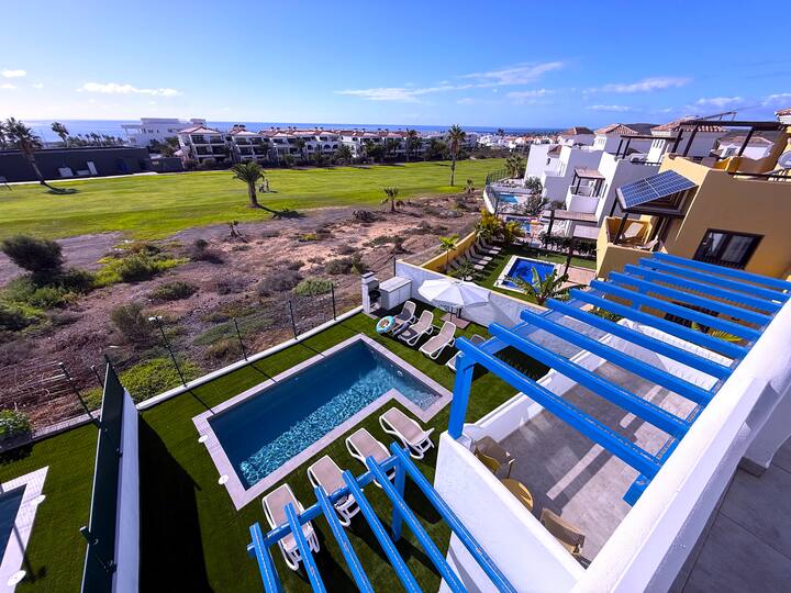 Villa 6 · Pink Princess, Amarilla Golf — outdoor space