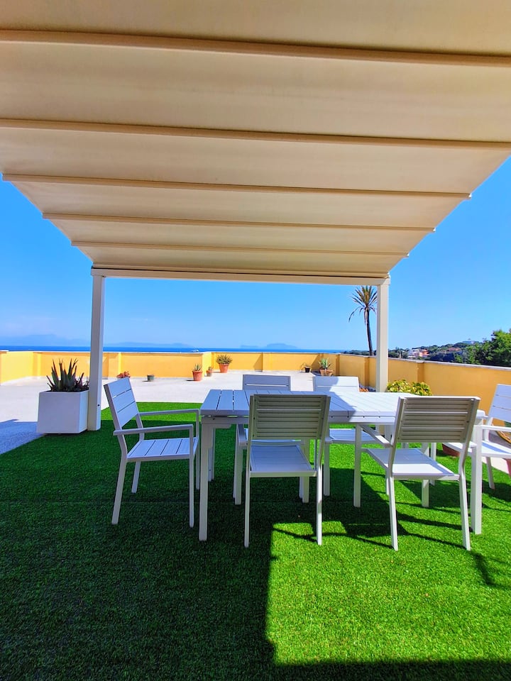 La Terrazza Incantata -Ascensoredirettoinspiaggia - Procida