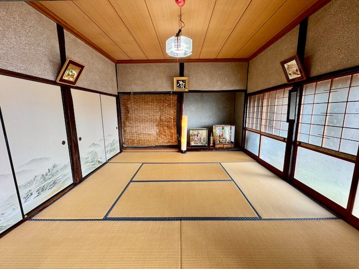 8畳の和室