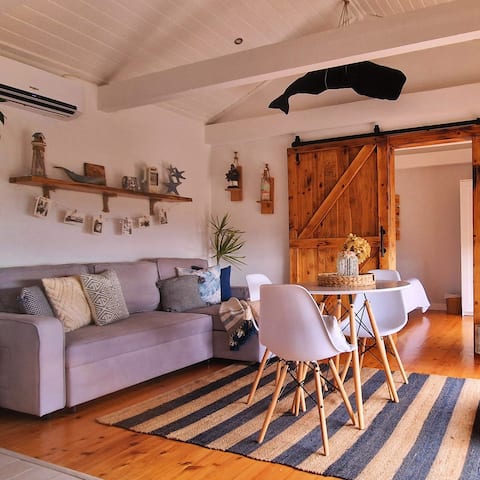 Casa Mar do Triângulo (House of the Triangle Sea)