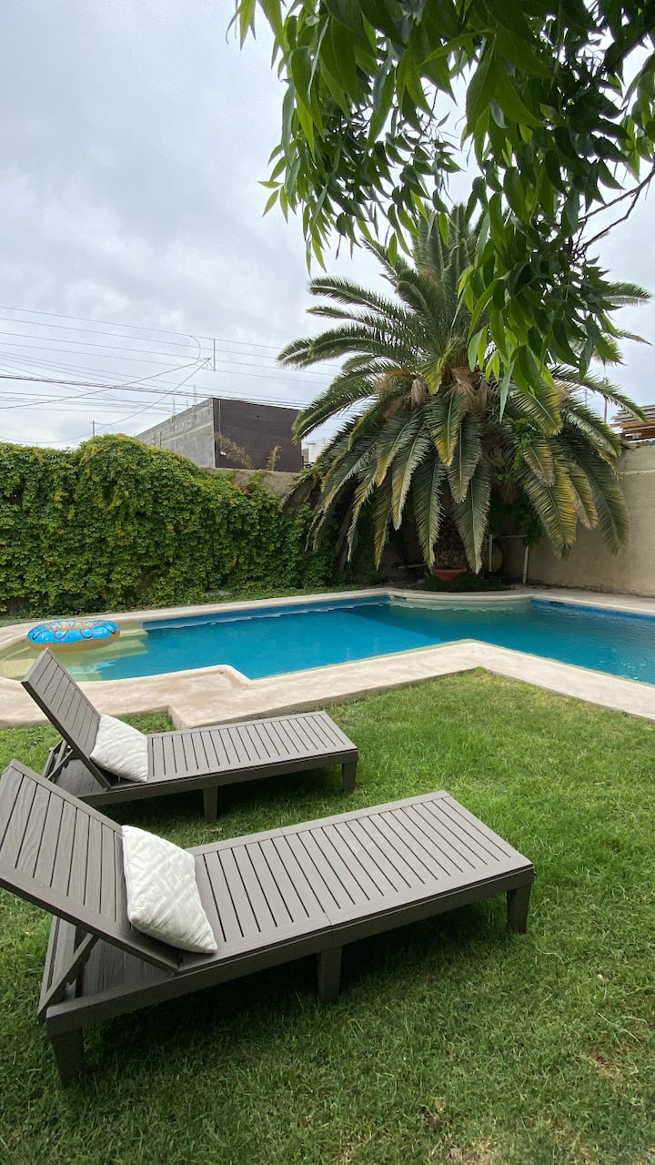 Cattleya House, Cuatro Cienegas