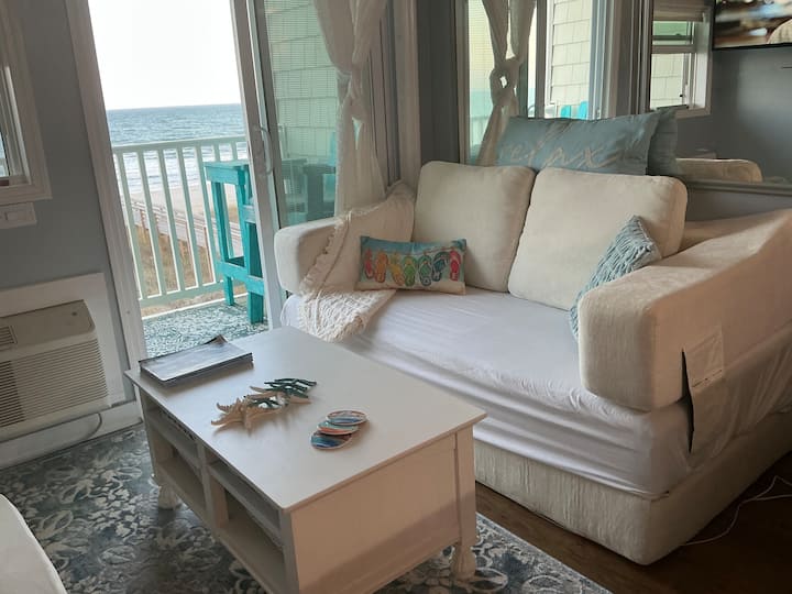 Ocean Front Stay At The Chateau In Nmb! - North Myrtle Beach, SC