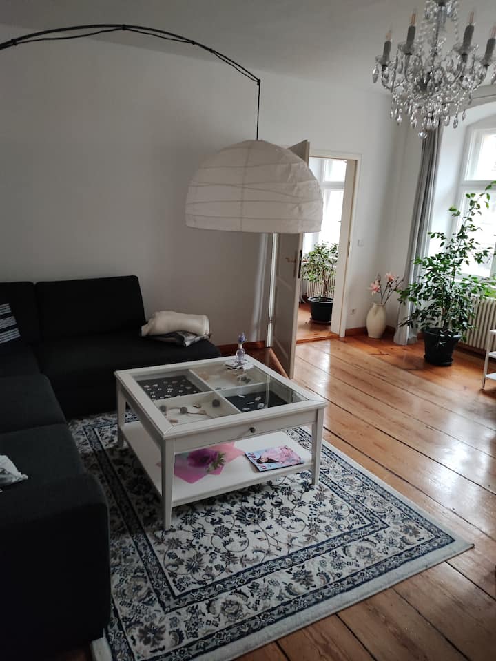 Schöne Altbauwohnung Im Zentrum - Potsdam