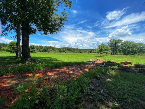 50-Acre Forest Retreat w/Ponds by Lake Sam Rayburn