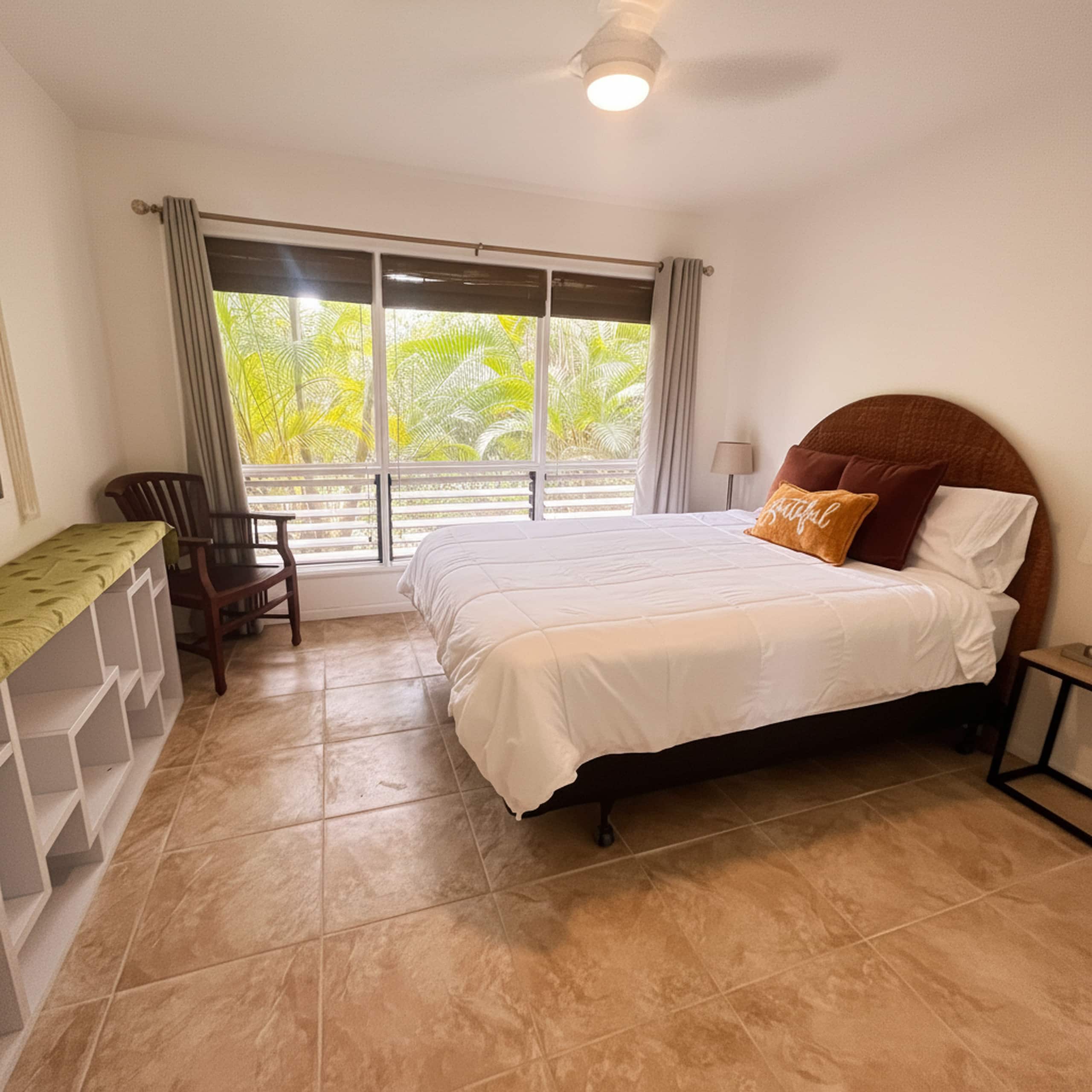 Spacious & Tranquil Haven, Prime Location - Views - Photo 11