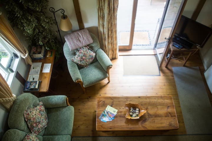 The Thatched Cottage-new Forest Escape - New Forest District