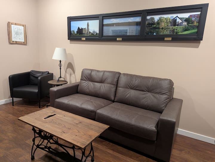 The Old Volks Home, The Lakes Apartment (Unit B)! - Cayuga Lake, NY