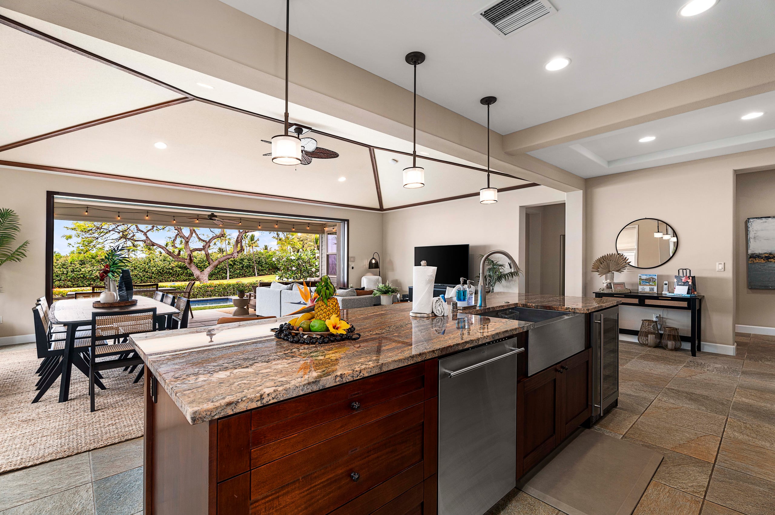 Home in Kailua-Kona · ★4.98 · 3 bedrooms · 4 beds · 3.5 baths - Image 13