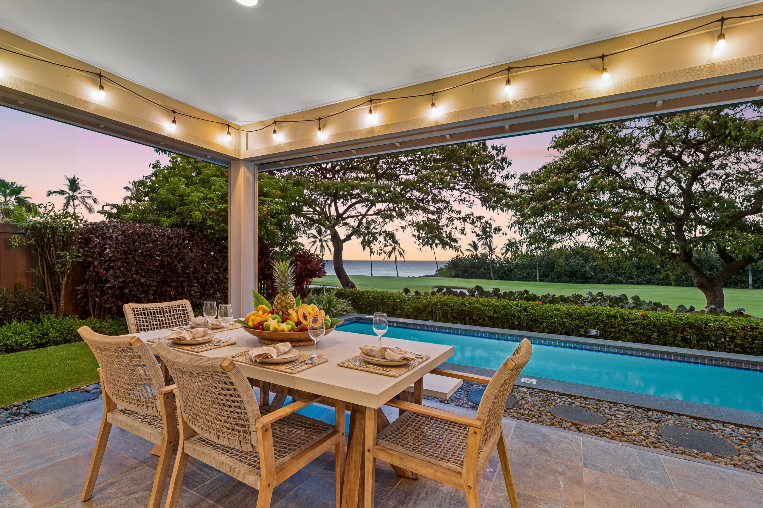 Home in Kailua-Kona · ★4.98 · 3 bedrooms · 4 beds · 3.5 baths - Image 44