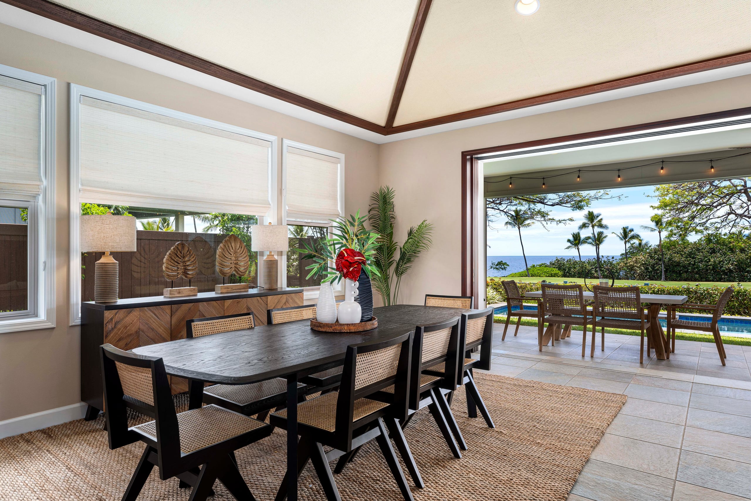 Home in Kailua-Kona · ★4.98 · 3 bedrooms · 4 beds · 3.5 baths - Image 12