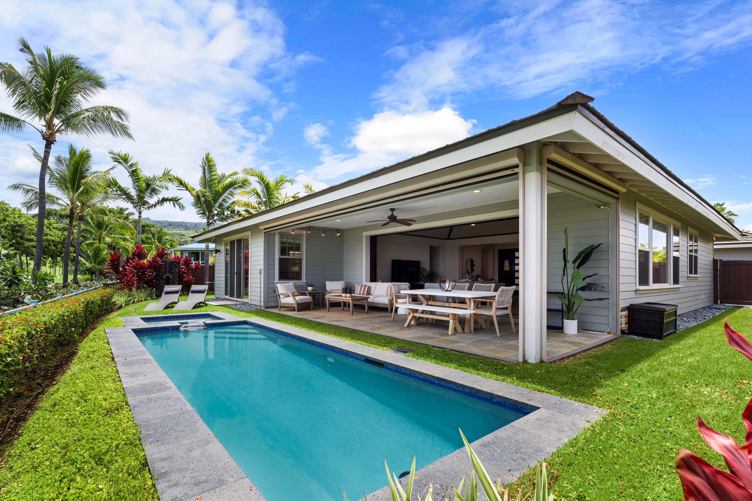 Home in Kailua-Kona · ★4.98 · 3 bedrooms · 4 beds · 3.5 baths - Image 18