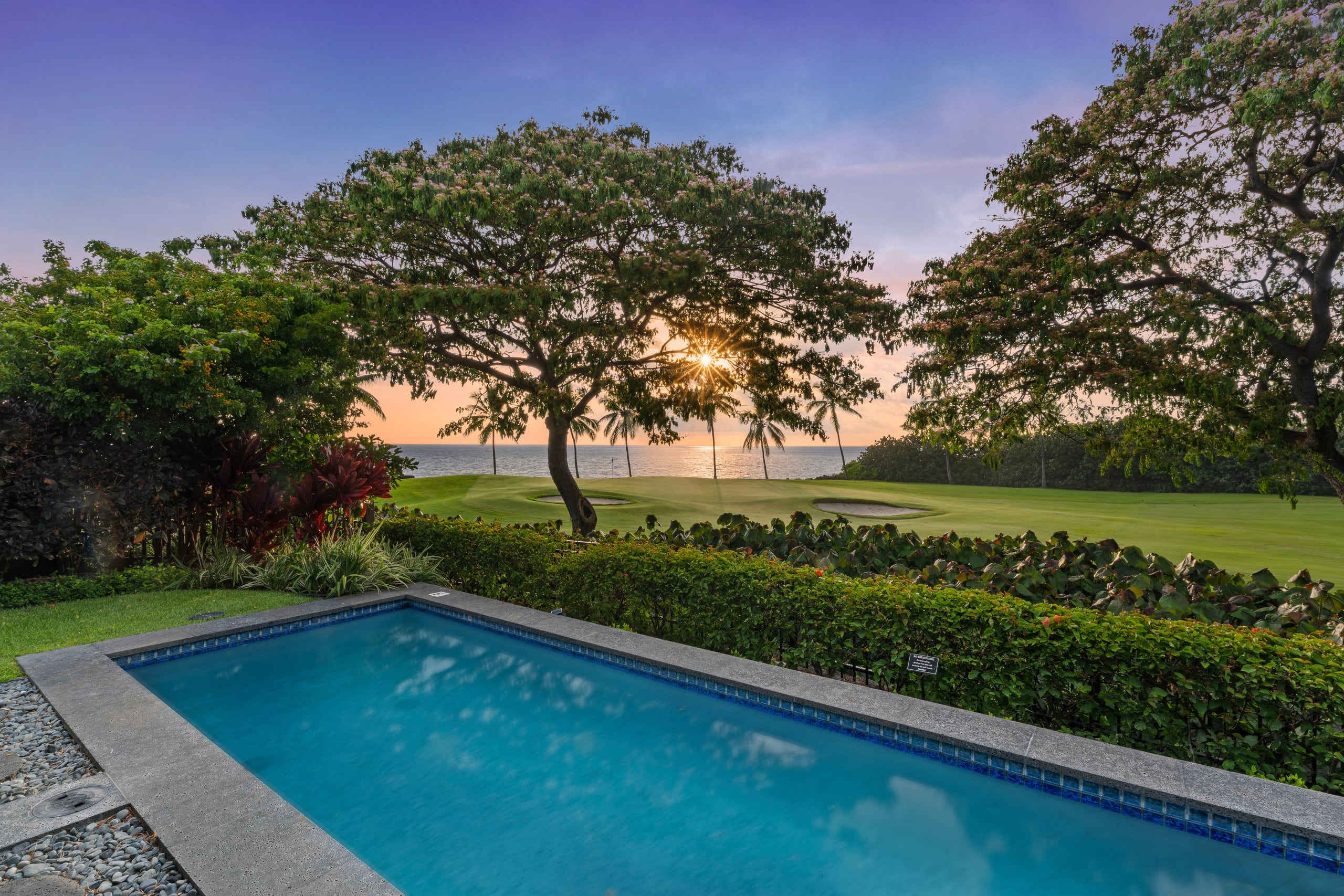 Home in Kailua-Kona · ★4.98 · 3 bedrooms · 4 beds · 3.5 baths - Image 50