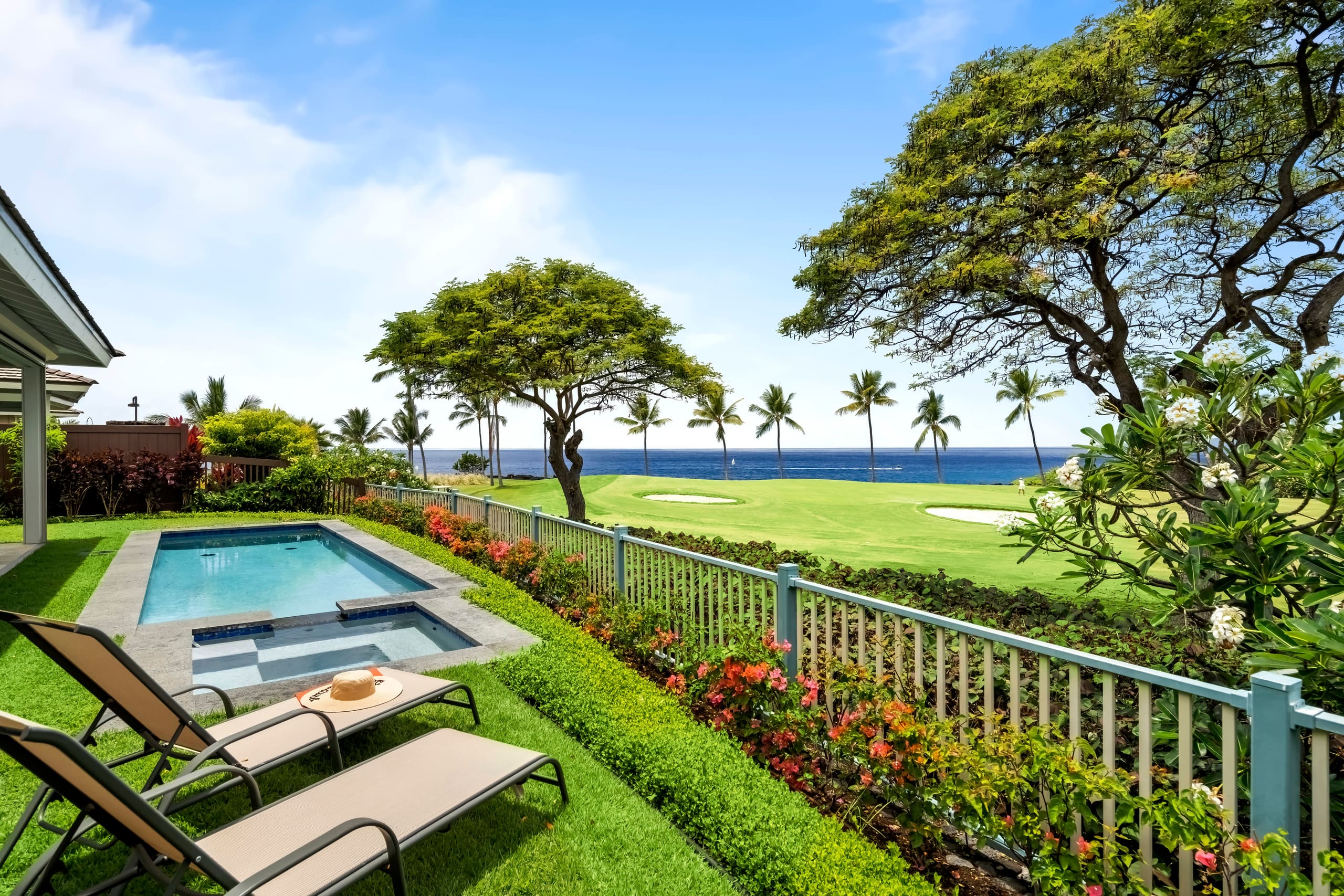 Home in Kailua-Kona · ★4.98 · 3 bedrooms · 4 beds · 3.5 baths - Image 14