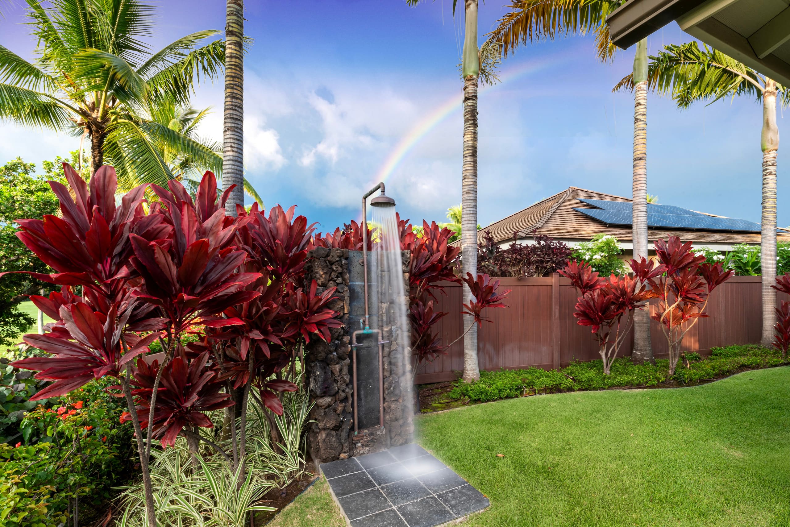 Home in Kailua-Kona · ★4.98 · 3 bedrooms · 4 beds · 3.5 baths - Image 37