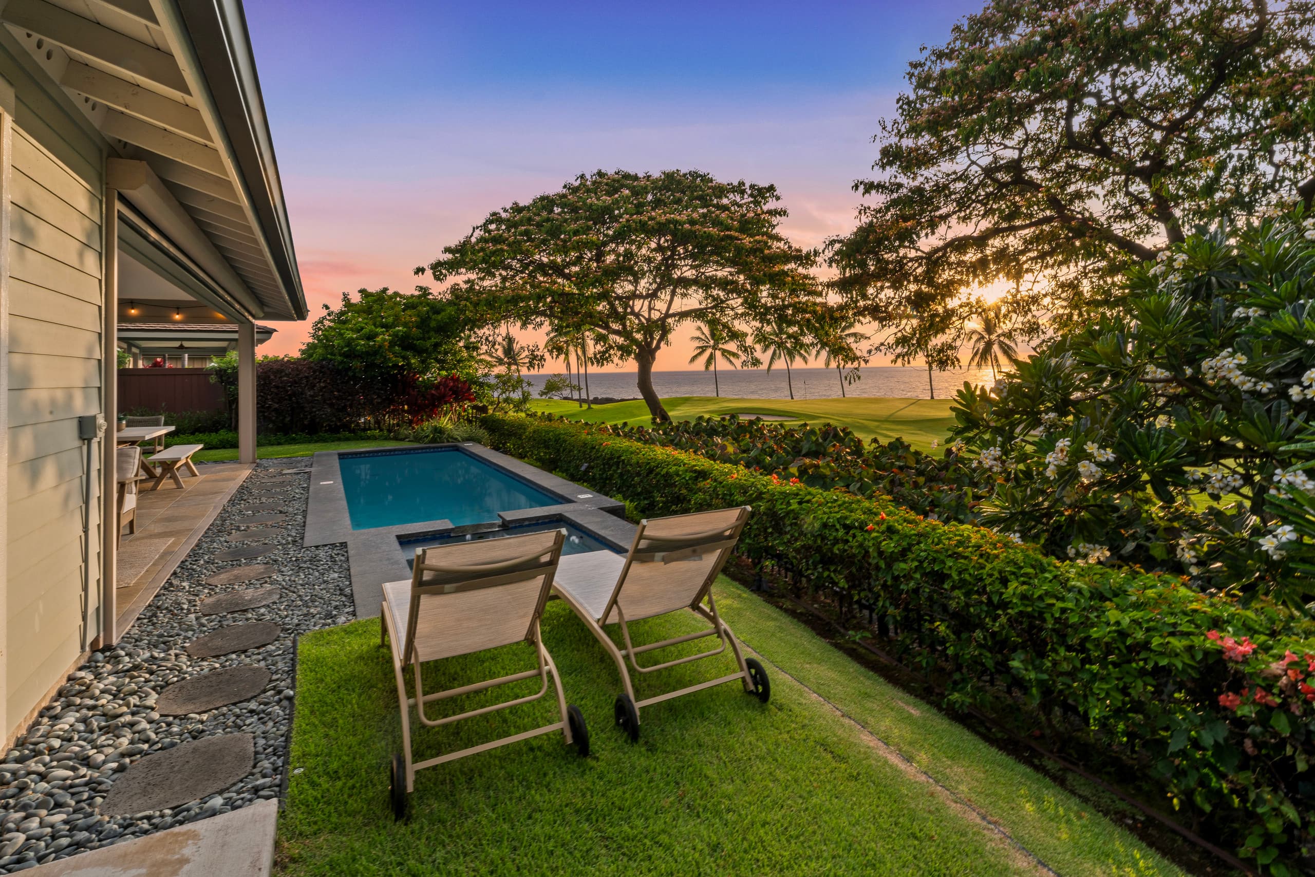Home in Kailua-Kona · ★4.98 · 3 bedrooms · 4 beds · 3.5 baths - Image 52