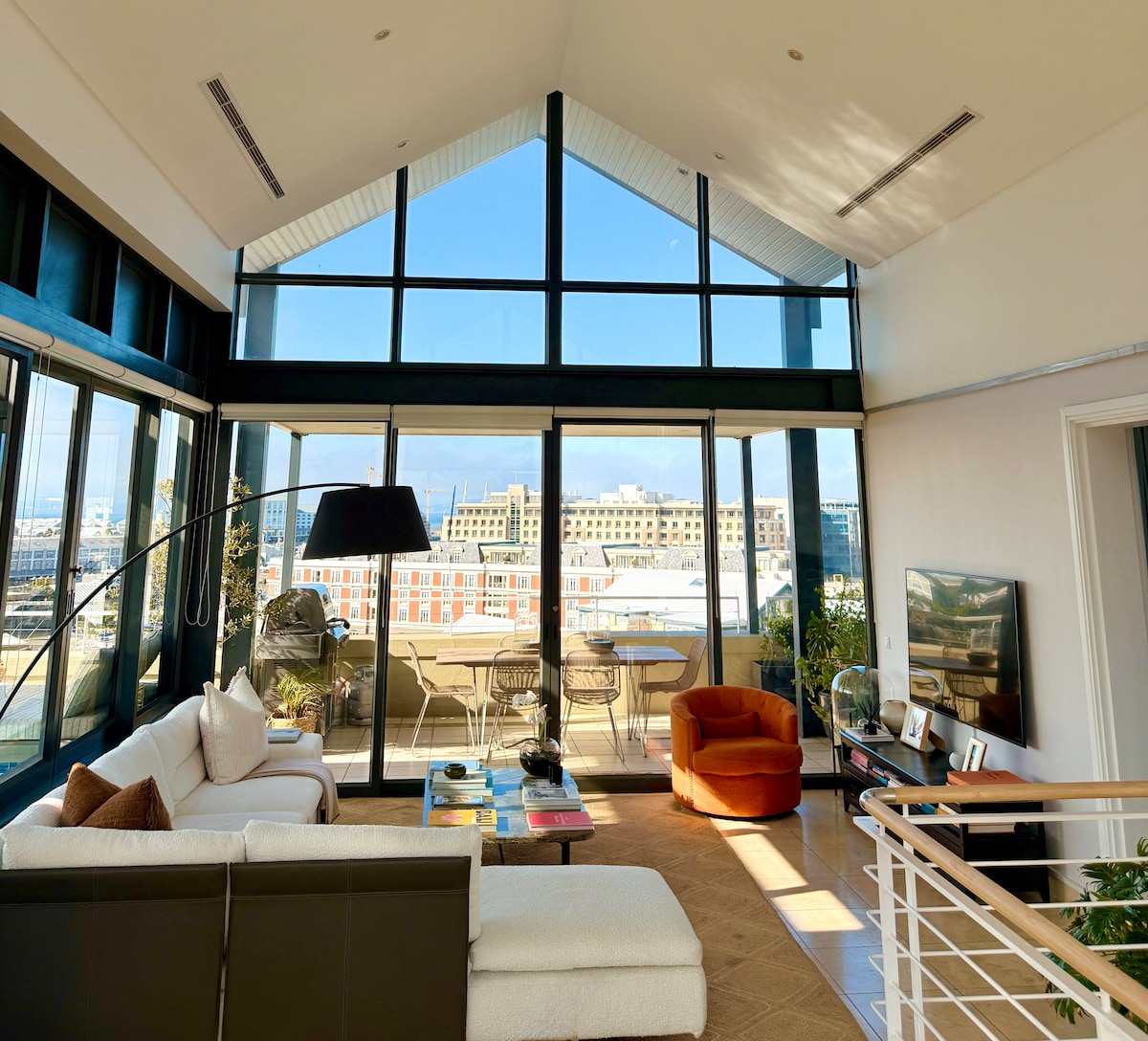 Marina Luxury Penthouse • Private Plunge Pool - Apartments for Rent in ...