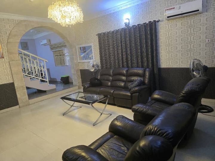 Sparkling Clean 1d Furnished Apt 24/7 Electricity - Lagos