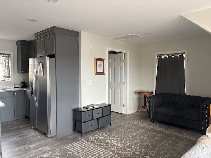 Beautiful Studio Overlooking The
Mystic River - Mystic, CT