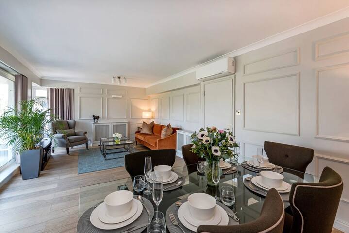 The Royal Albert Memorial gallery image 2