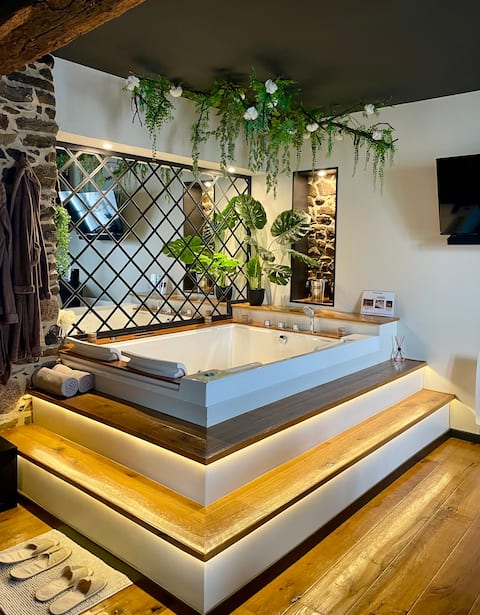 "La Parenthèse" Suite Private Jacuzzi