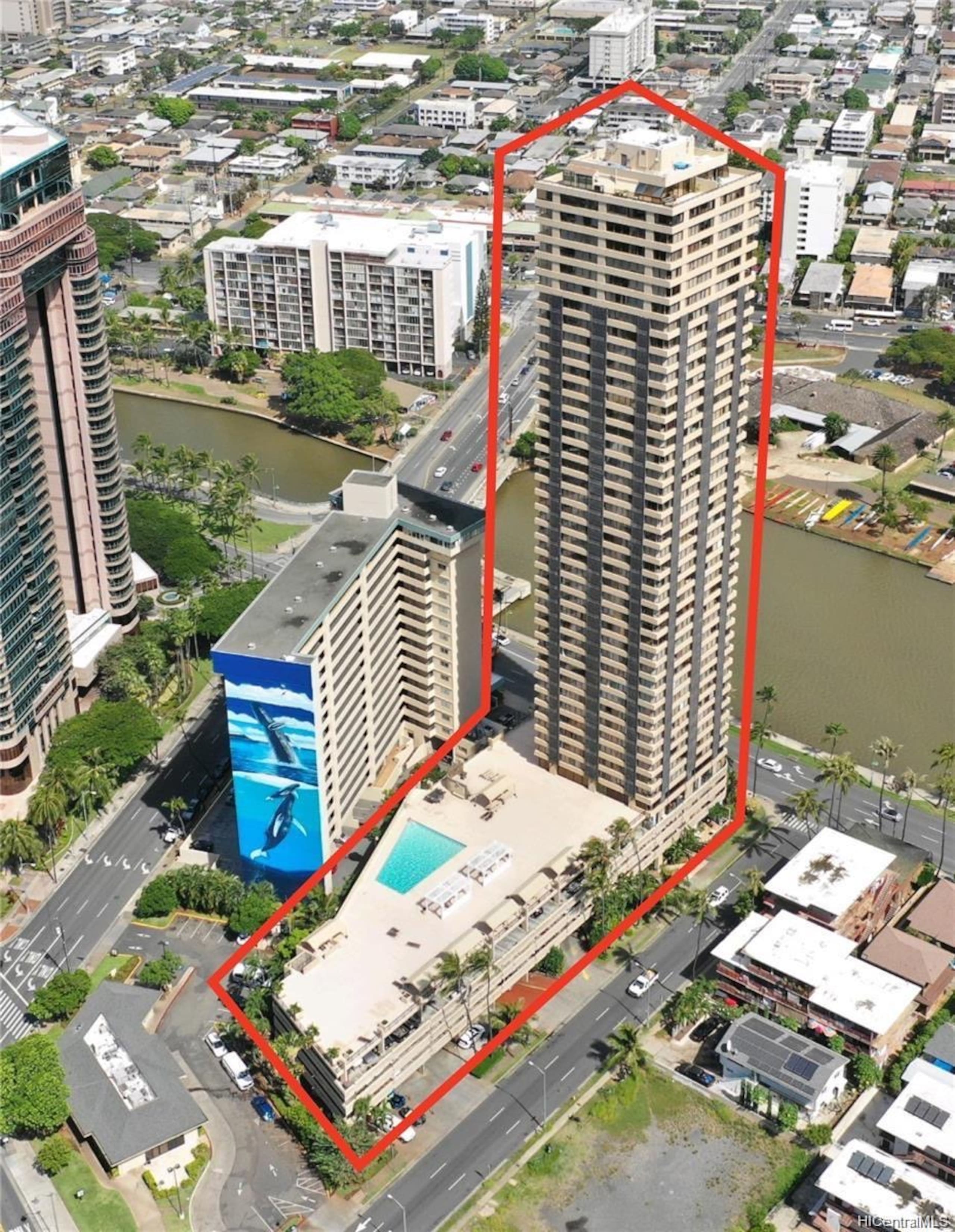 Condo in Honolulu · ★4.69 · Studio · 1 bed · 1 bath - Image 22