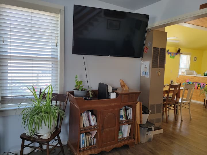 Downtown, Ocean City Maryland, Private Room, - Ocean City, MD
