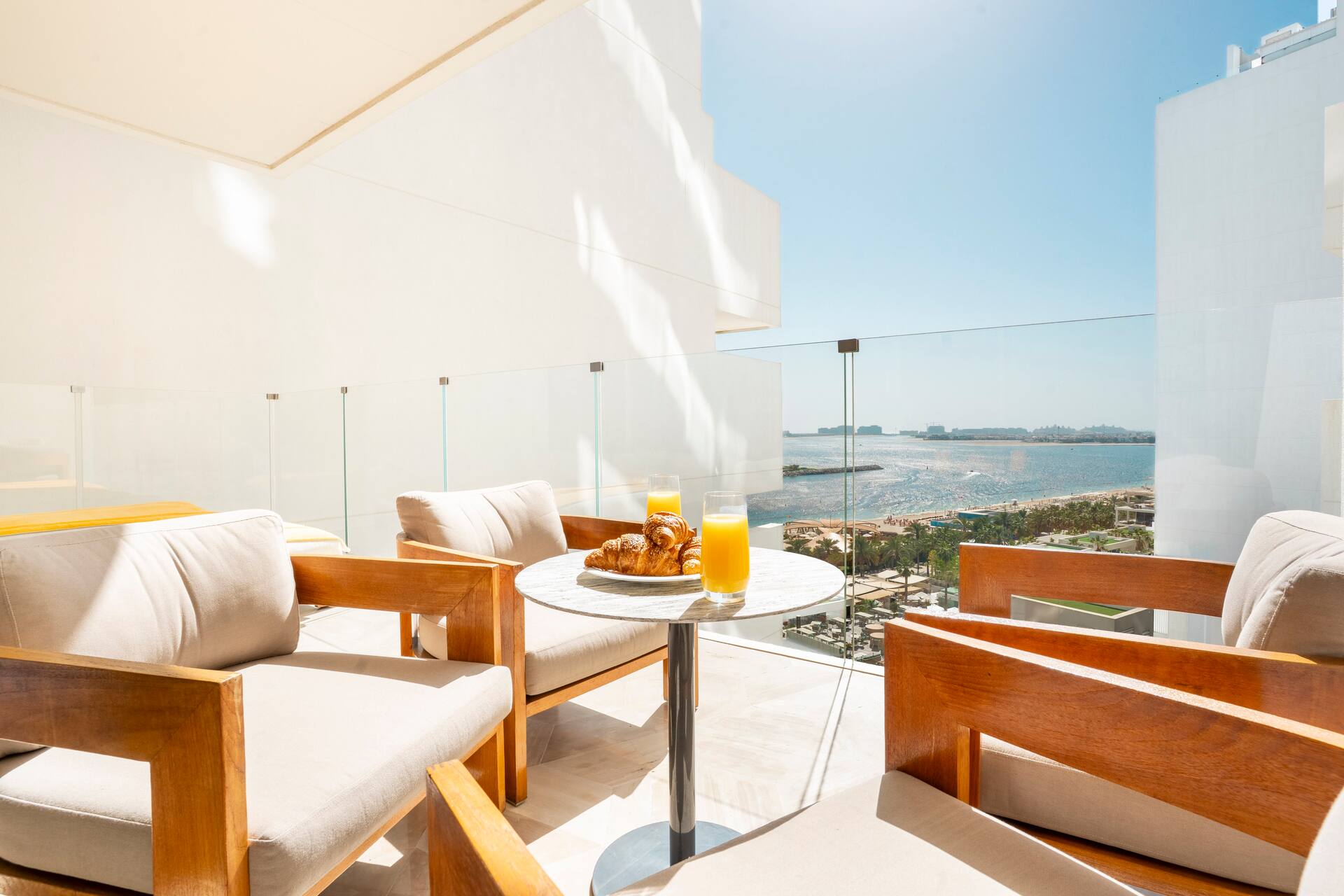 Lavish Sea View 2BR at FIVE Palm — foto 3