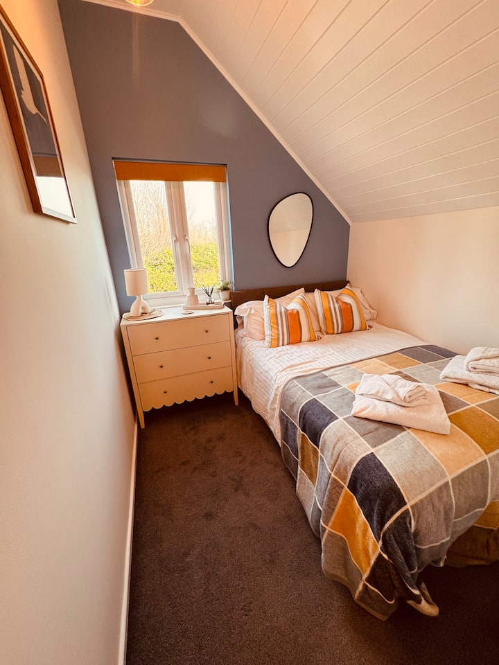 Our elegant swan double bedroom