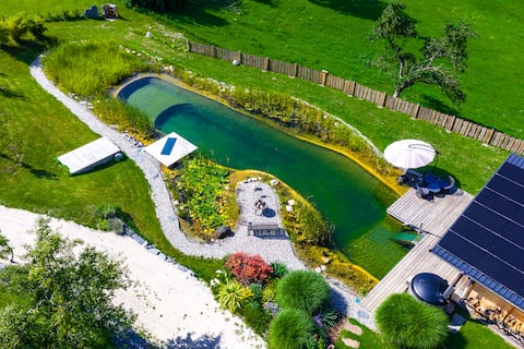 Nice Poolhouse above Klagenfurt