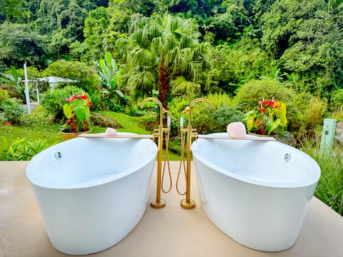 Off-grid with Secluded Waterfalls & Jungle Baths