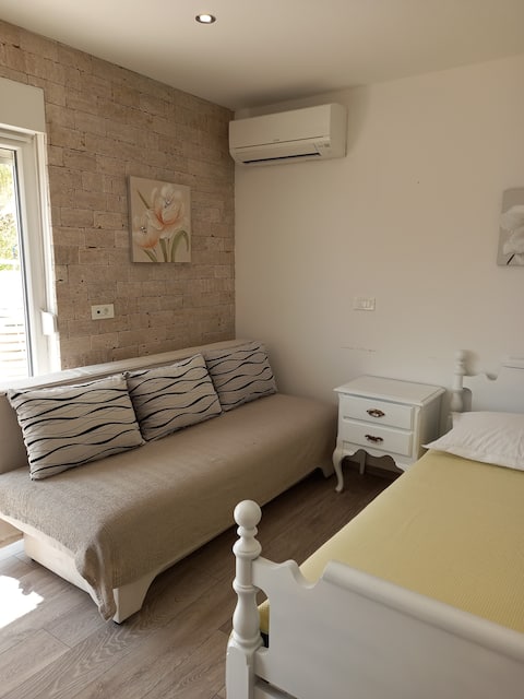 Popular Airbnb listing: Villa Golubinka Pisak-Studio in Pisak
