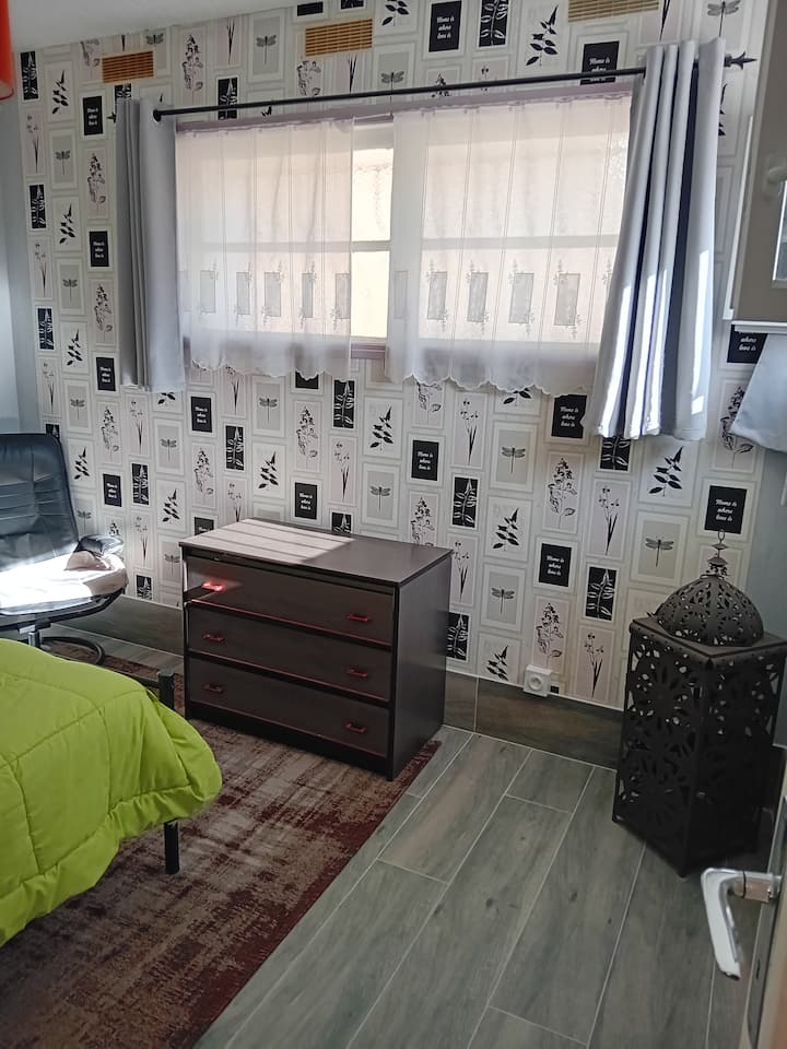 საძინებელი 2