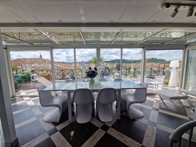 AT THE TOP- PENTHOUSE view’s on all FLORENCE gallery image 3
