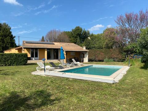 Villa with pool in Provence