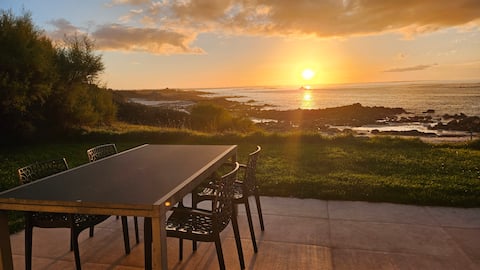 Villa Les Mouettes sea view, SAUNA, beach access