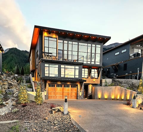 Mtn Spa Retreat | Sauna + Cold Plunge I Ski In/Out