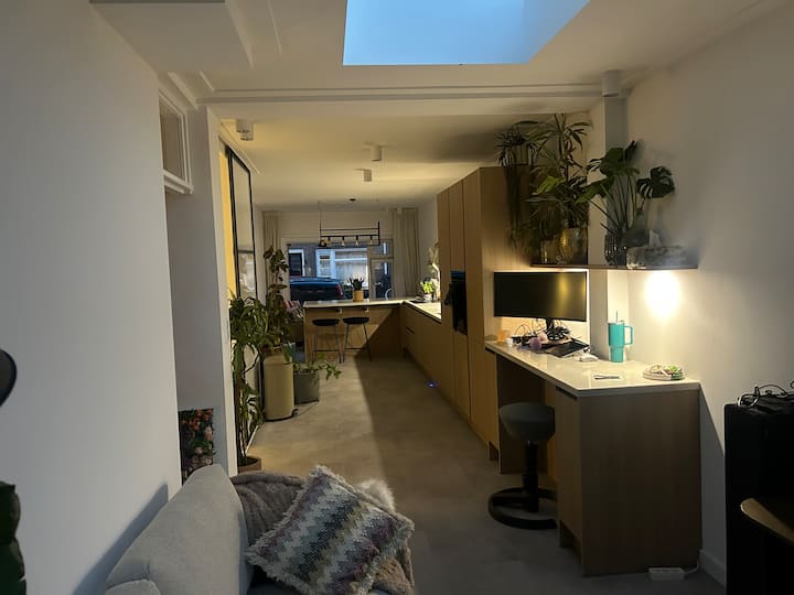 Dutch Urban Jungle! Peaceful Space In A Busy City - Utrecht