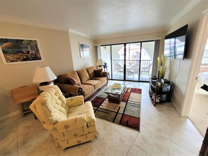 Waterfront 1br Condo With Pool-an-g505 - Marco Island, FL