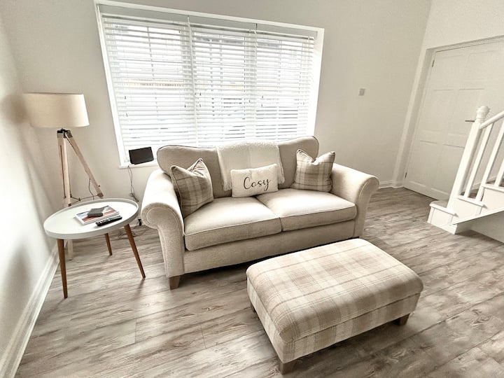 Cosy Coastal Coach House Cottage In ❤️ Of Tynemouth - Tynemouth