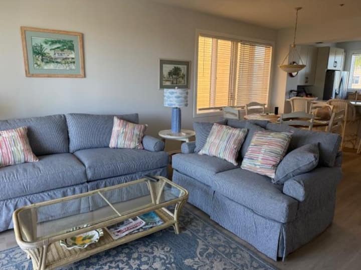 Longboat Key Cedars East 2b/2.5b Townhouse Condo - Longboat Key, FL