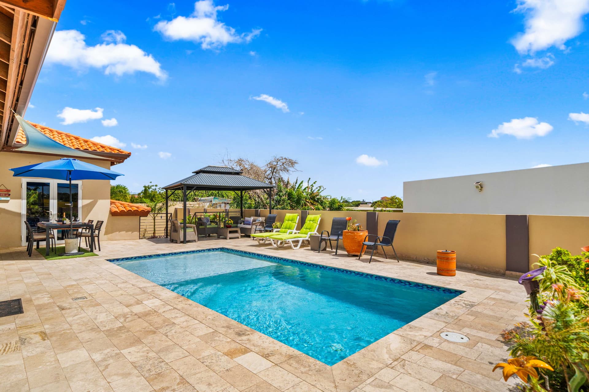 Savaneta Hills -New Private Pool- Close to beaches