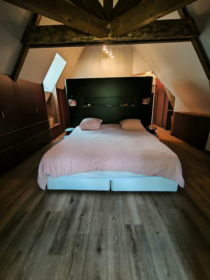 Spálňa 4