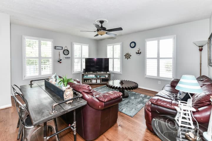 ‘Pipe Dream’ - 3bd/2.5bth - Awesome Water View! - コロニアル・ビーチ, VA