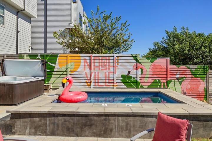 Nashville Oasis w/ Heated Pool, Hot Tub, Fire Pit! gallery image 2