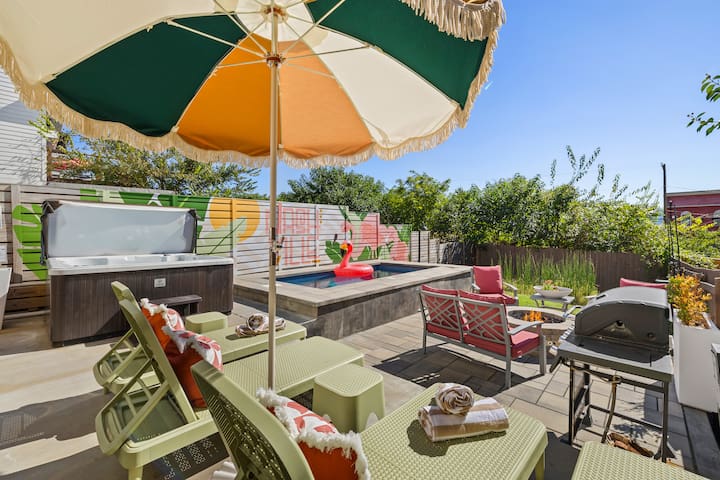 Nashville Oasis w/ Heated Pool, Hot Tub, Fire Pit! gallery image 3