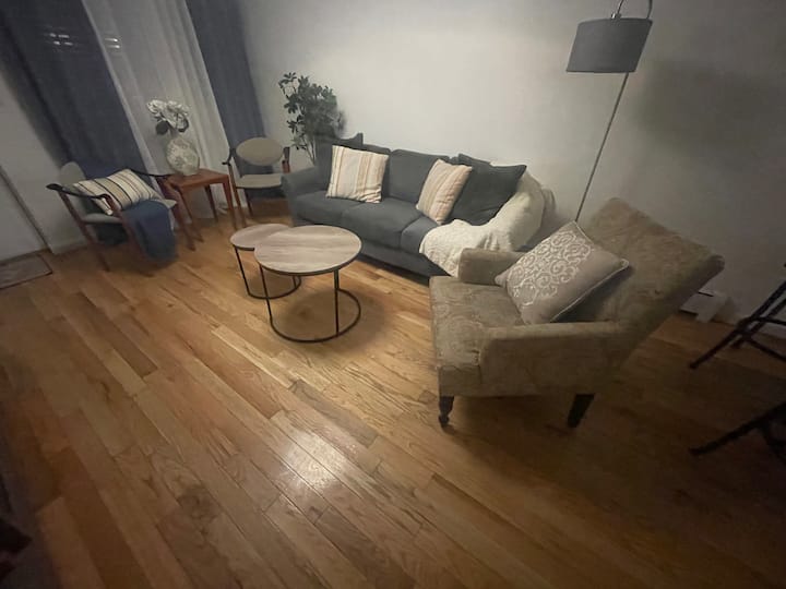 Cozy Berg - New York City